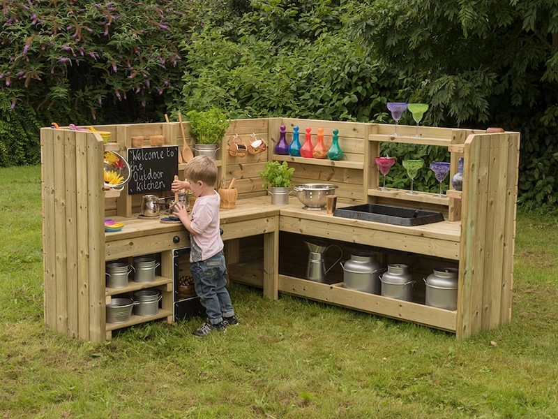 outdoor kitchens