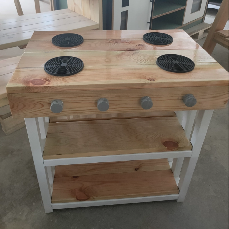 mud-kitchen-production-process