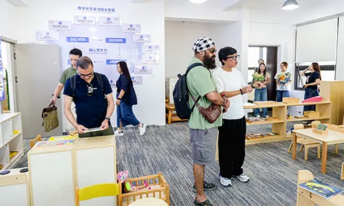 customer-visiting-preschool-classroom-showroom